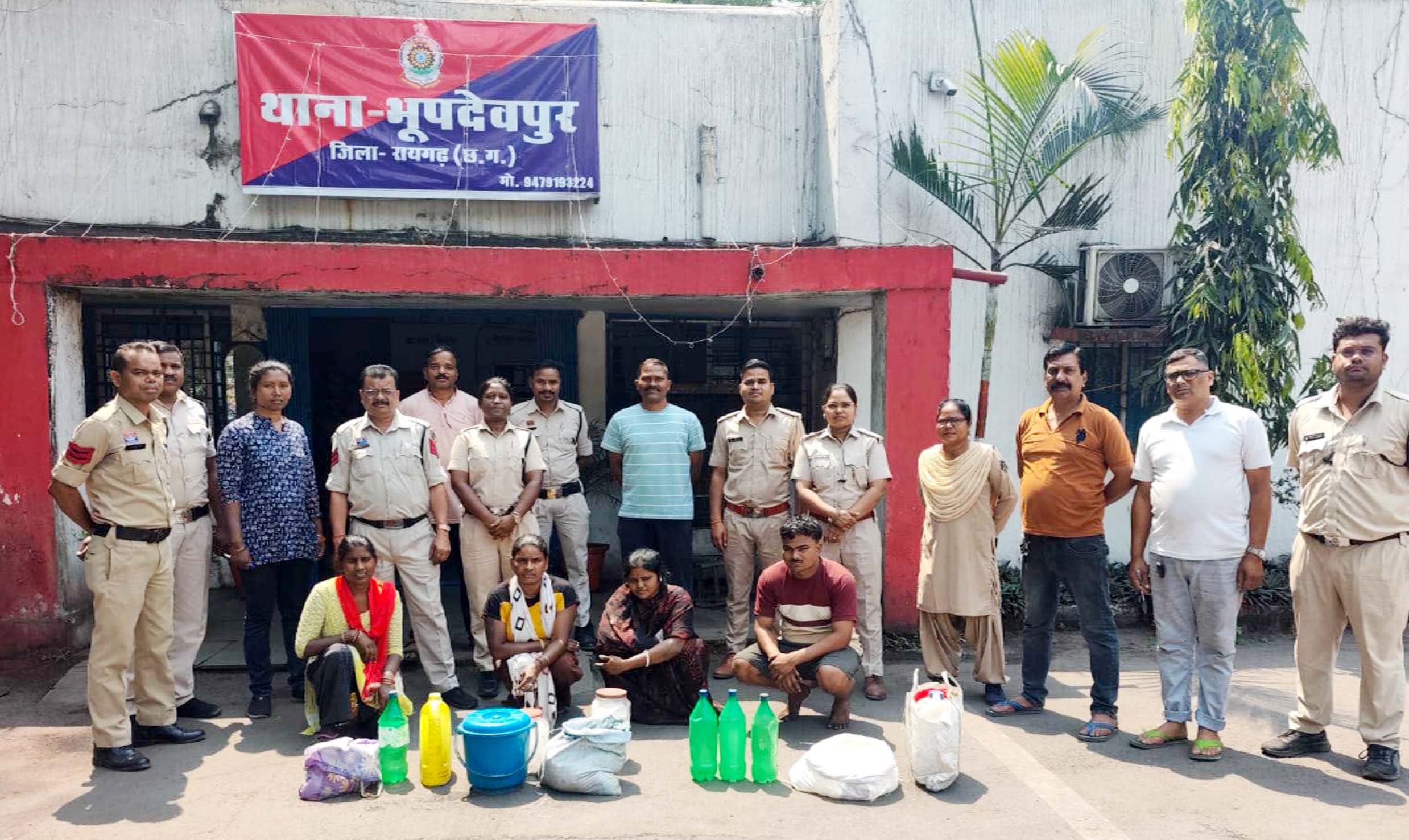 बिलासपुर व किरीतमाल में 92.लीटर शराब व 200 किलो महुआ लाहन जब्त, अवैध महुआ शराब के खिलाफ भूपदेवपुर क्षेत्र में पुलिस व आबकारी विभाग की संयुक्त कार्रवाई