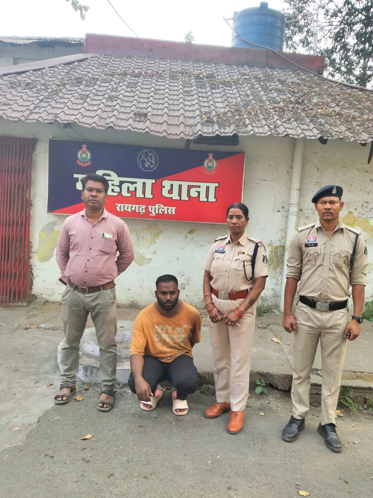 इंस्टाग्राम पर जान-पहचान का फायदा उठाकर महिला के घरकर युवक किया छेड़छाड़, आरोपी गिरफ्तार, महिला को अश्लील मैसेज और फोन कॉल कर पहले भी करता था परेशान