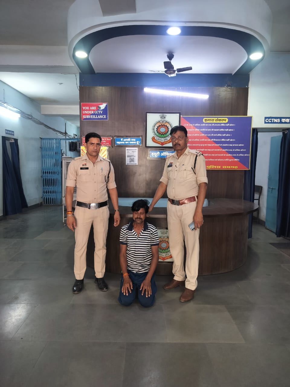 नाबालिग से छेड़छाड़ मामले में पुलिस की कड़ी कार्रवाई, आरोपी गिरफ्तार, पड़ोसी की छेड़छाड़ से डरी-सहमी नाबालिग ने परिजनों को बताया और परिजनों ने दर्ज कराई रिपोर्ट
