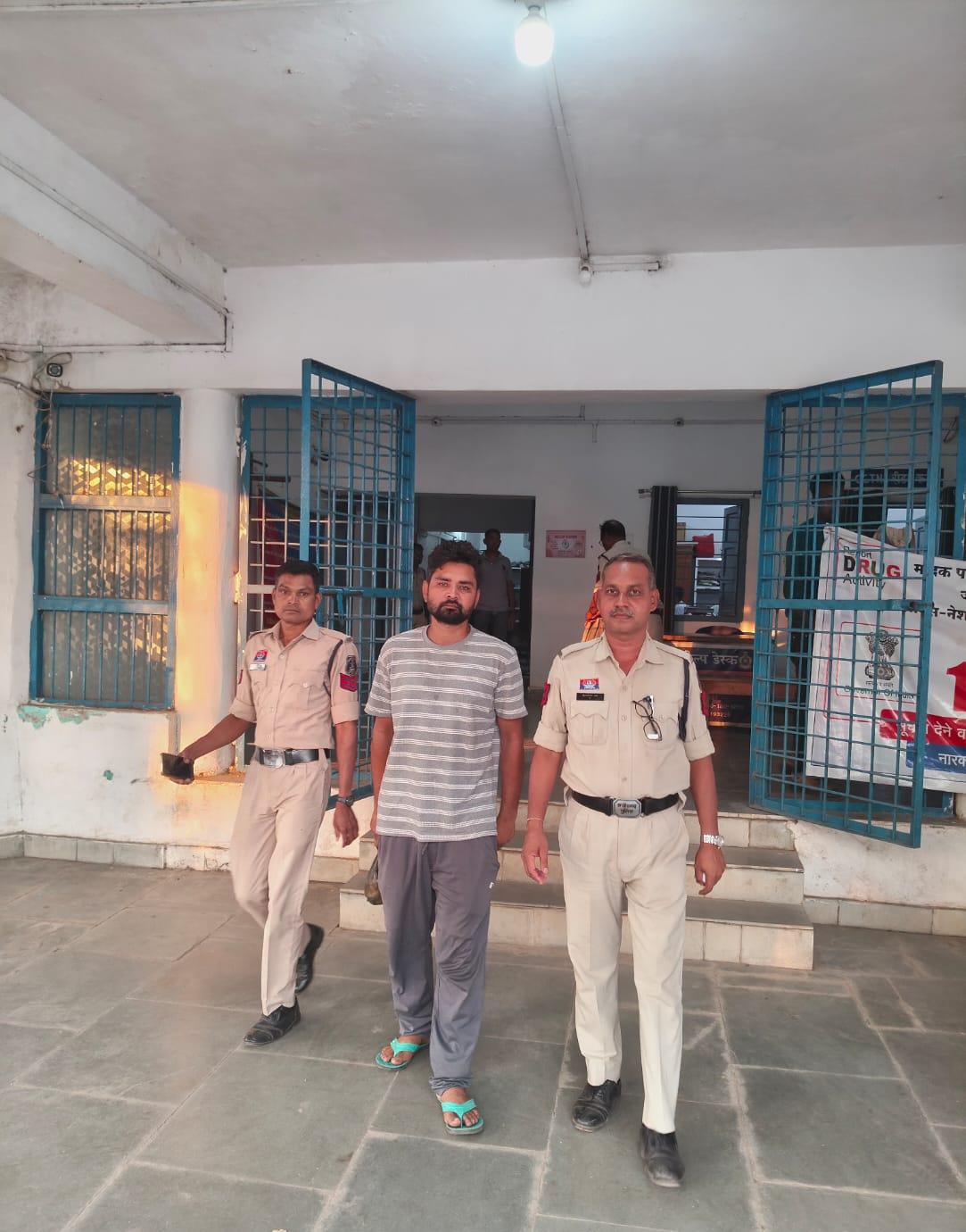 सड़क दुर्घटना मामलों में अब लापरवाही की धारा नहीं, गंभीर धाराओं में होगी कार्रवाई, भीषण सड़क दुर्घटना में दो युवकों की हुई थी मौत, पुसौर पुलिस ने ट्रक चालक को आपराधिक मानव वध की धारा में गिरफ्तार कर भेजा जेल