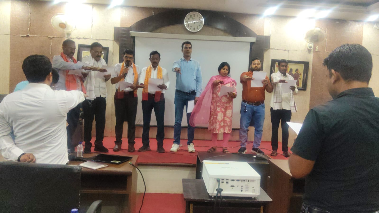 ठोस अपशिष्ट प्रबंधन पर हुई कार्यशाला, महापौर, सभापति, एमआईसी सदस्य व पार्षद रहे उपस्थित, अधिकारियों व निगम कर्मियों को भी दी गई नियमों की जानकारी