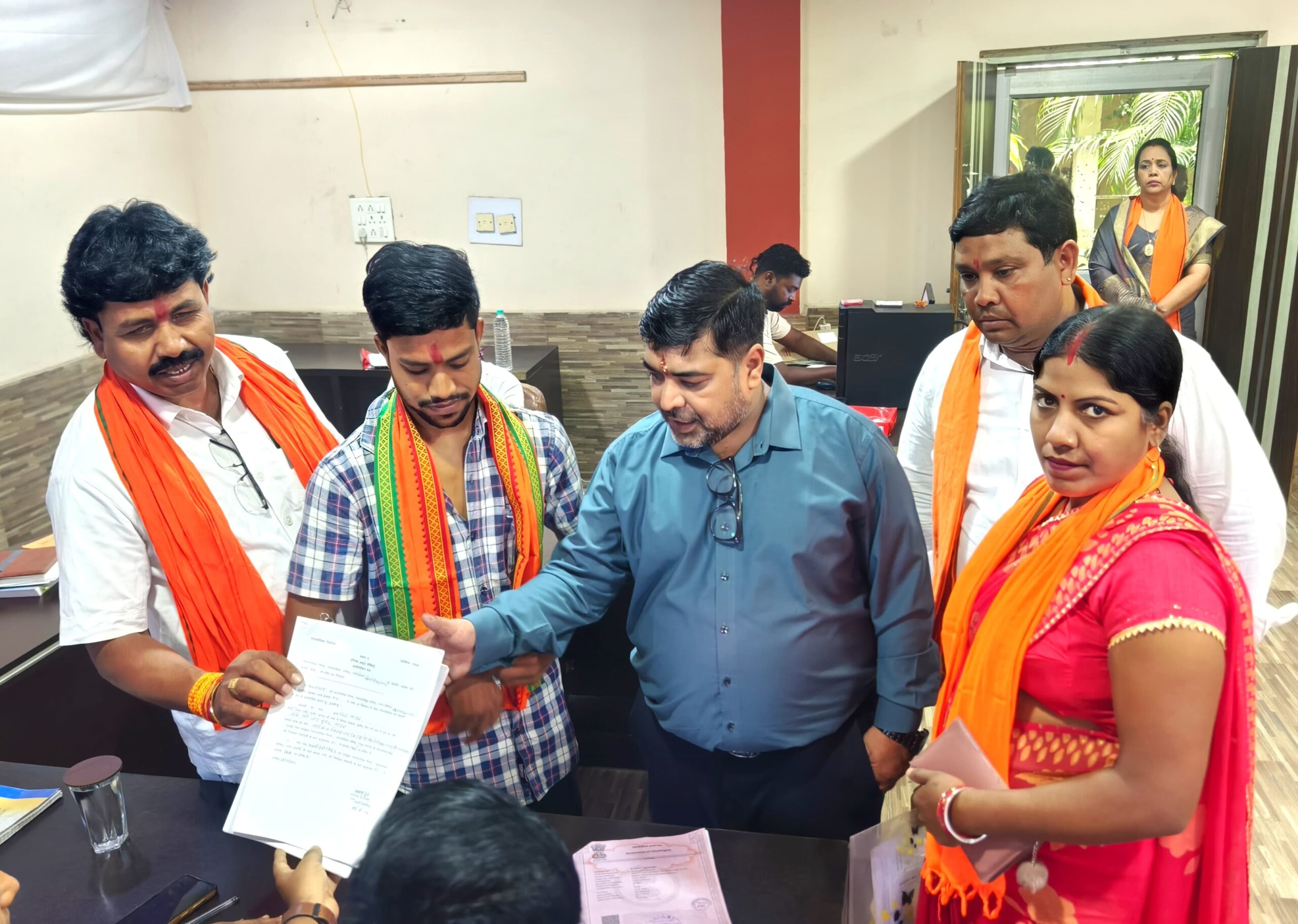 किरोड़ीमल नगर में भाजपा प्रत्याशी ललित यादव ने भरा नामांकन, हजारों कार्यकर्ताओं की मौजूदगी में निकली ऐतिहासिक रैली, जिला महामंत्री विकास केडिया एवं छाया विधायक महेश साहू रहे उपस्थित