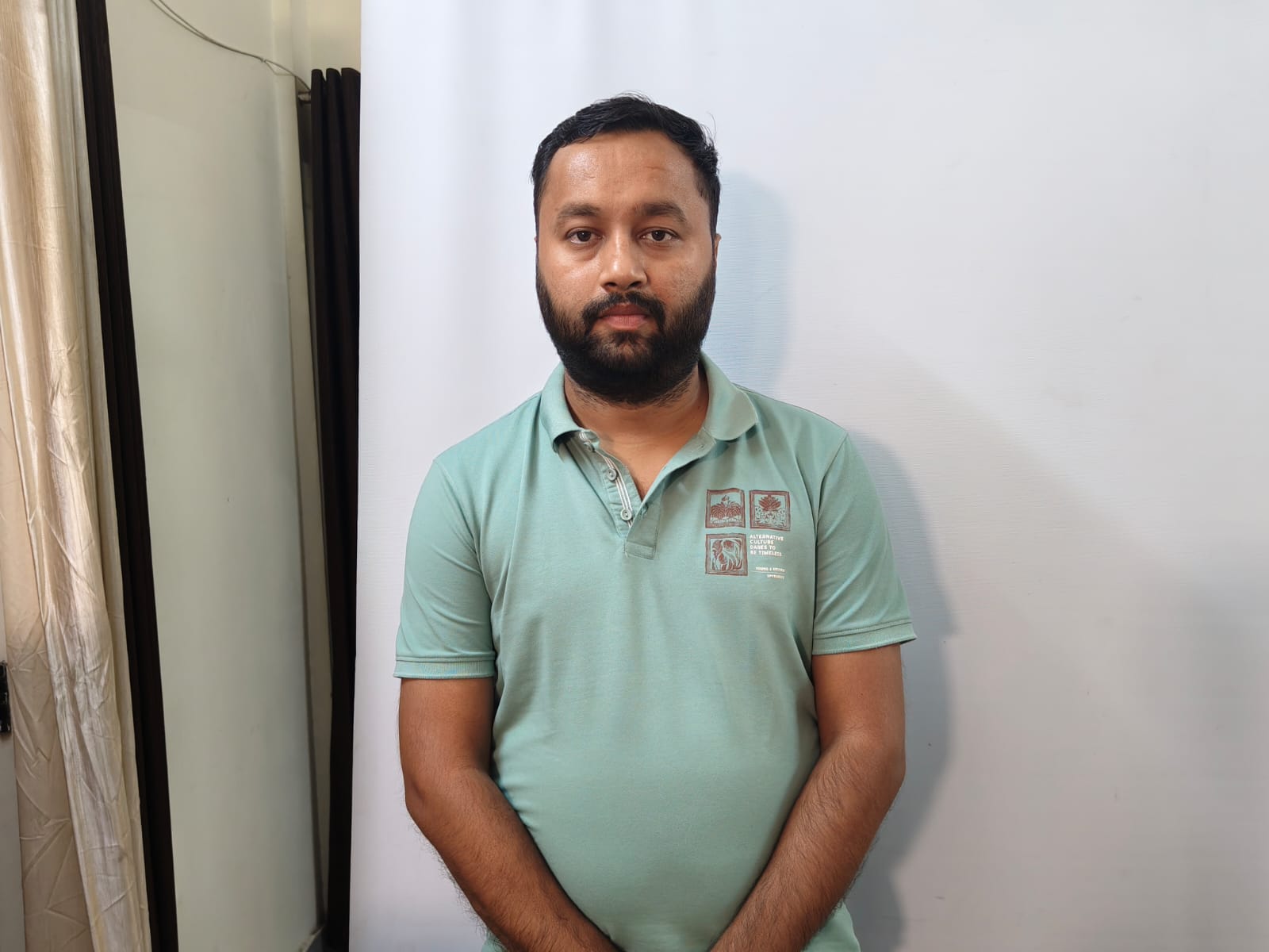 ऑनलाइन क्रिकेट सट्टा सिंडिकेट से जुड़ा फरार आरोपी आकाश पंसारी सक्ती से गिरफ्तार, ऑपरेशन क्लीन हंट के तहत रायगढ़ पुलिस की लगातार कार्रवाई