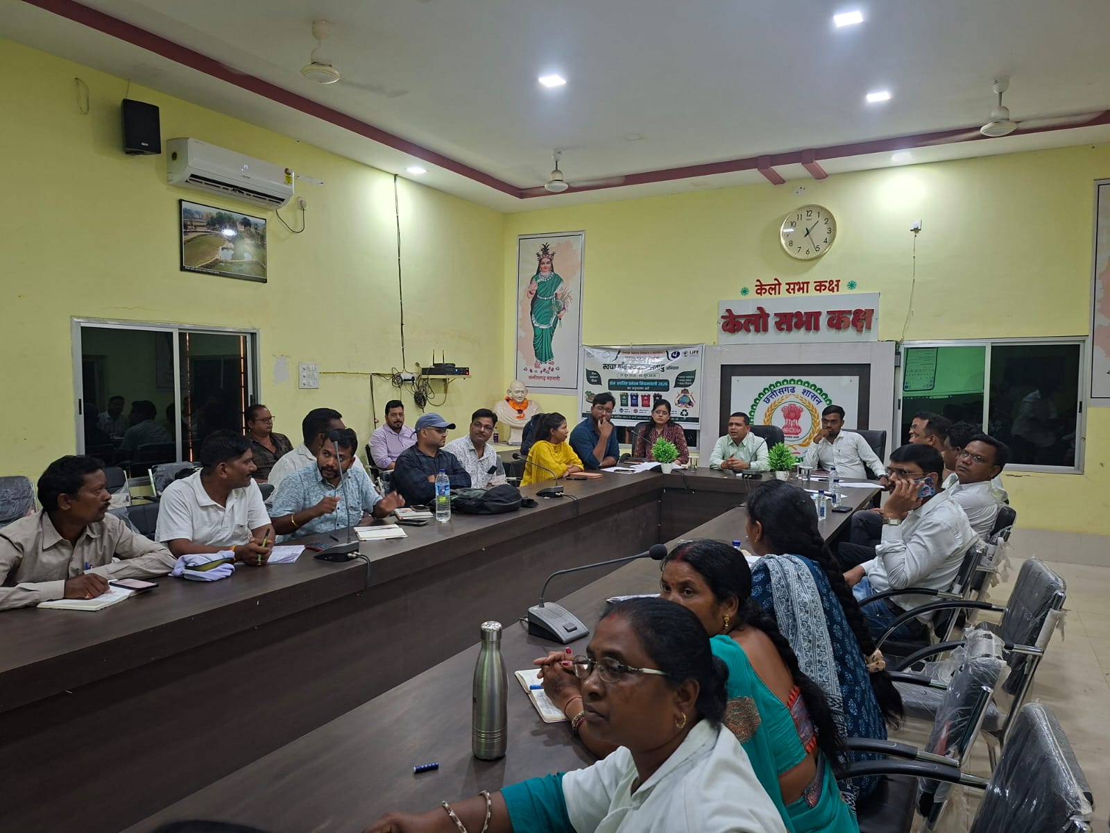 लैलूंगा में पहाड़ी कोरवा परिवारों के सर्वे हेतु सर्वे दलों को मिला विशेष प्रशिक्षण, 81 परिवारों का होगा डिजिटल डाटा संकलन
