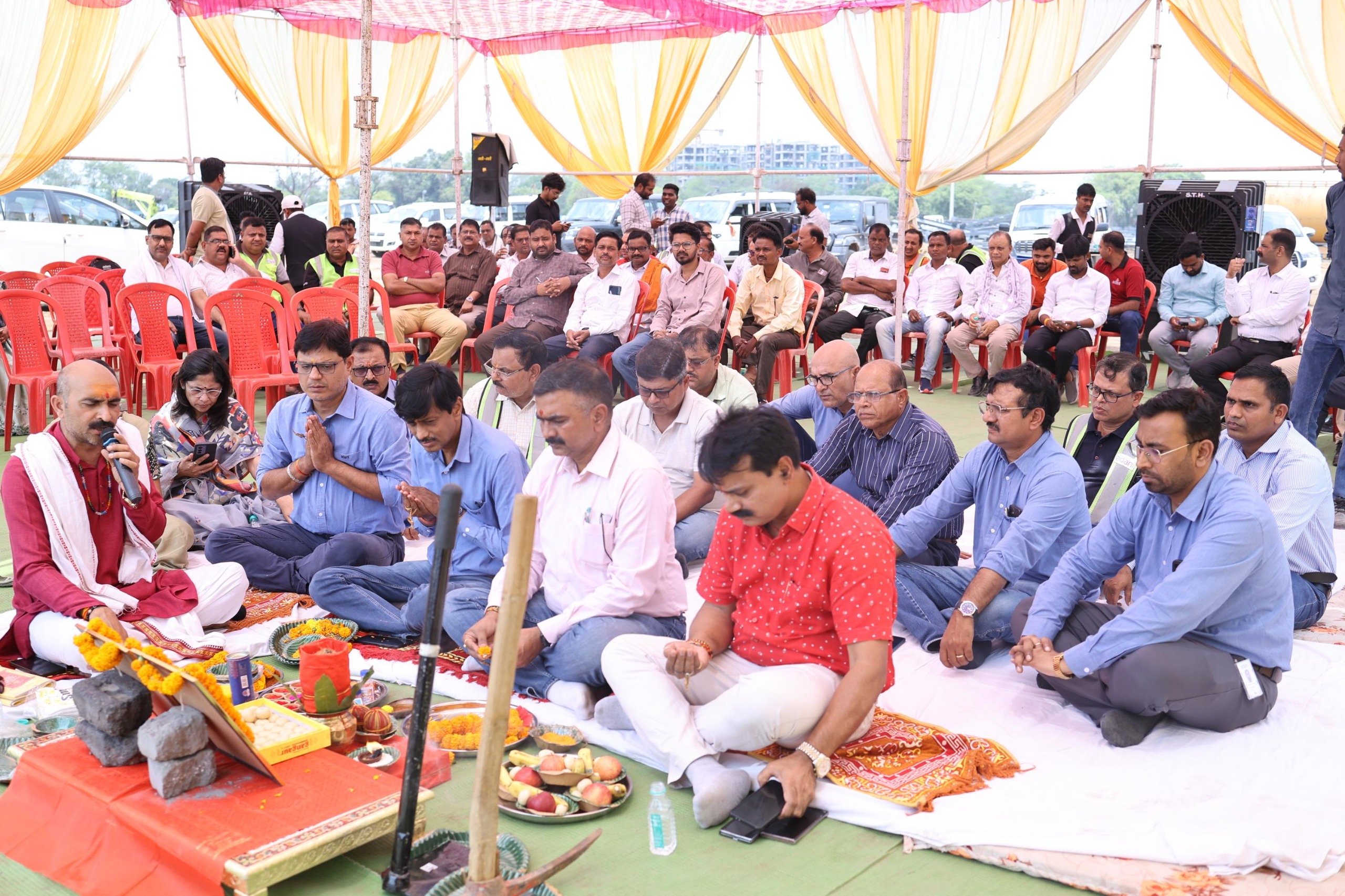 अदाणी विद्या मंदिर और हॉस्पिटल का भूमि पूजन संपन्न, ग्रामीण विकास को मिली नई गति, हजारों परिवारों को प्रत्यक्ष रूप से मिलेगा लाभ, स्कूल में पहली से कक्षा 12वीं तक की मिलेगी शिक्षा, 40 बिस्तरों वाला होगा अस्पताल