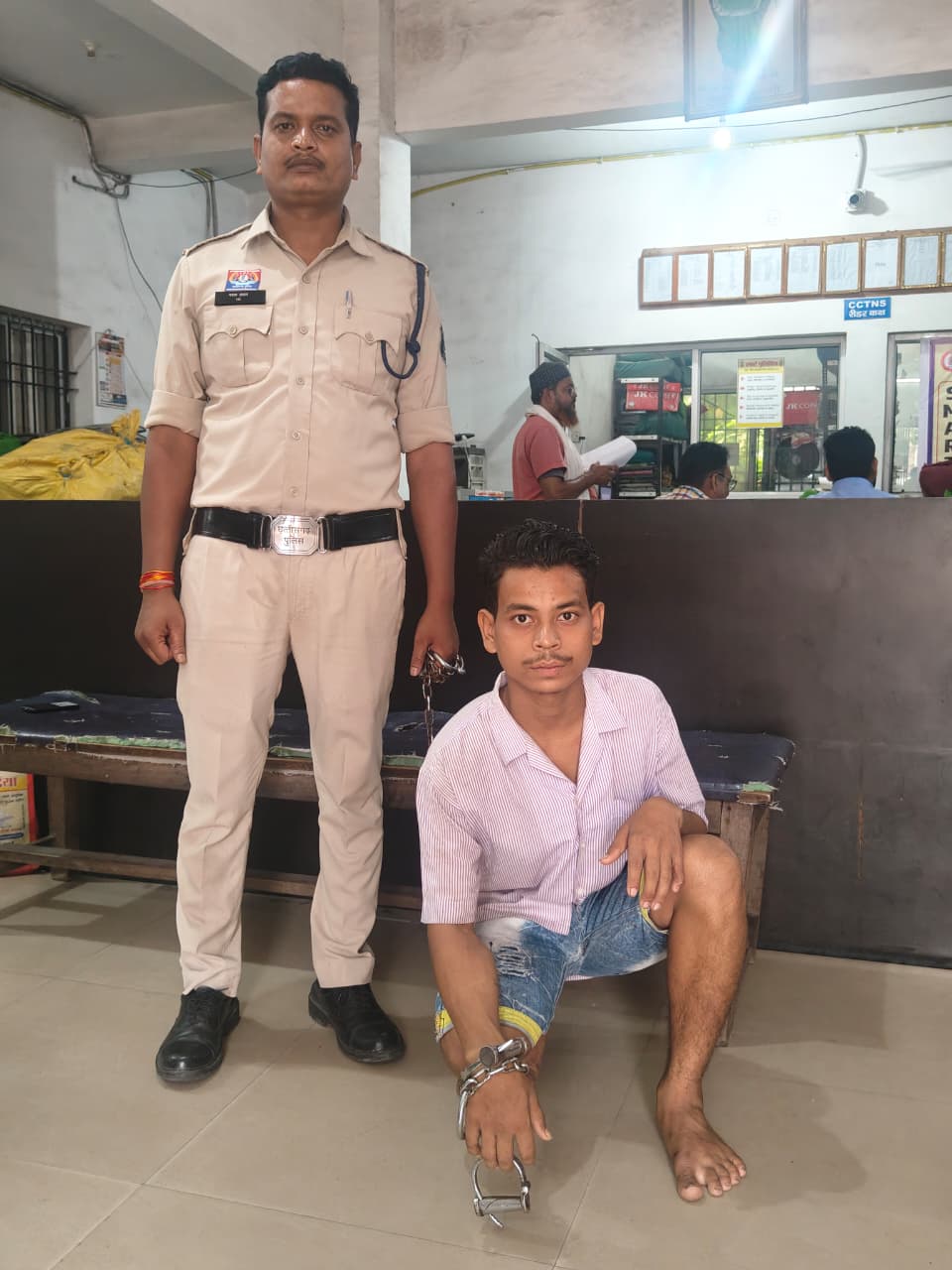 वृद्ध महिला से मारपीट और चाकू से हमला करने वाला नाती गिरफ्तार, कोतवाली पुलिस ने गैर जमानतीय धाराओं में कार्रवाई कर आरोपी को भेजा न्यायिक रिमांड पर
