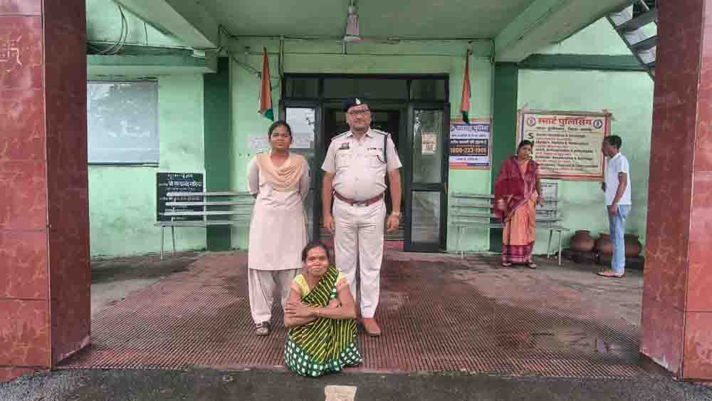 पति के शराबखोरी और मुआवजे की रकम उडाने से नाराज पत्नी ने की हत्या कर आत्महत्या का रूप देने की साजिश नाकाम