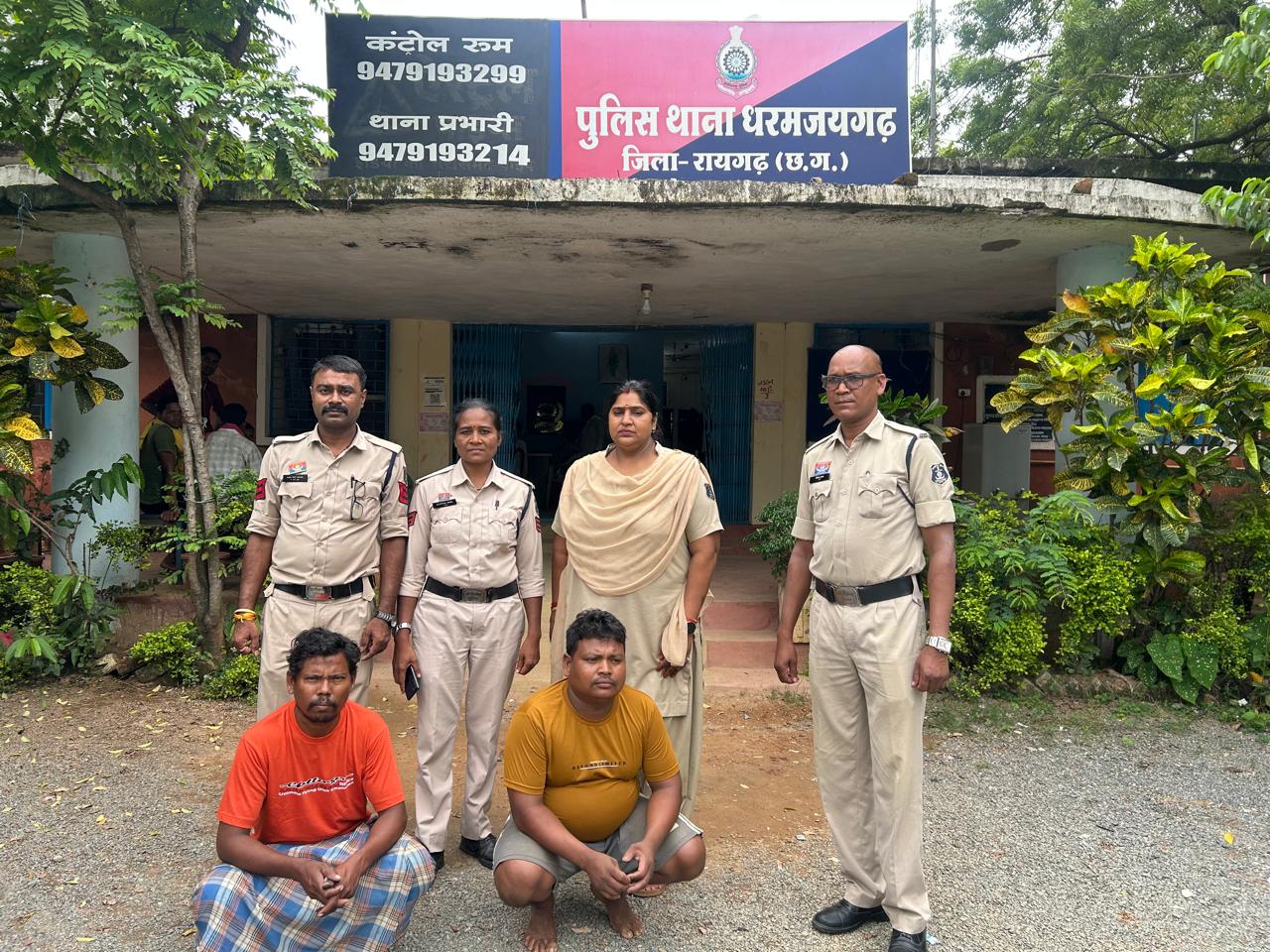 बुजुर्ग दंपत्ति हत्याकांड का खुलासा, भूमि विवाद में टांगी से हत्या कर शवों को जलाया, सगे भाई गिरफ्तार, रिमांड बाद भेजा गया जेल