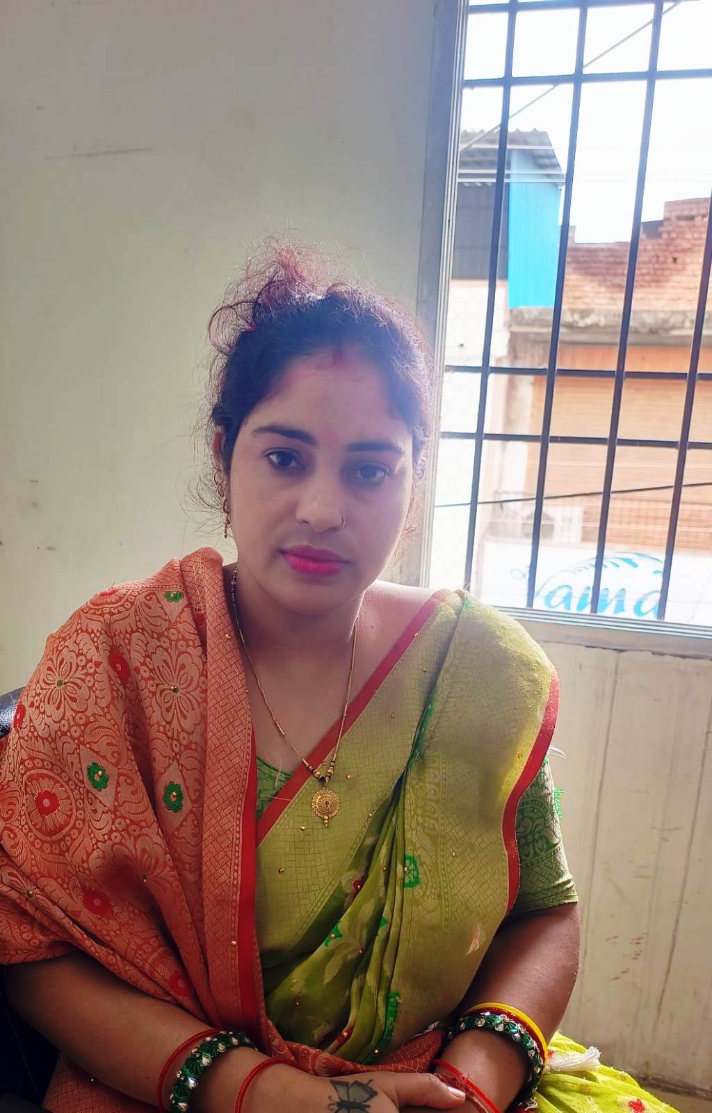 सट्टा पट्टी नोट कर रही महिला के घर पुलिस की रेड, साइबर थाना और कोतवाली पुलिस की संयुक्त कार्रवाई, मोबाइल, सट्टा-पट्टी एवं नगदी जब्त