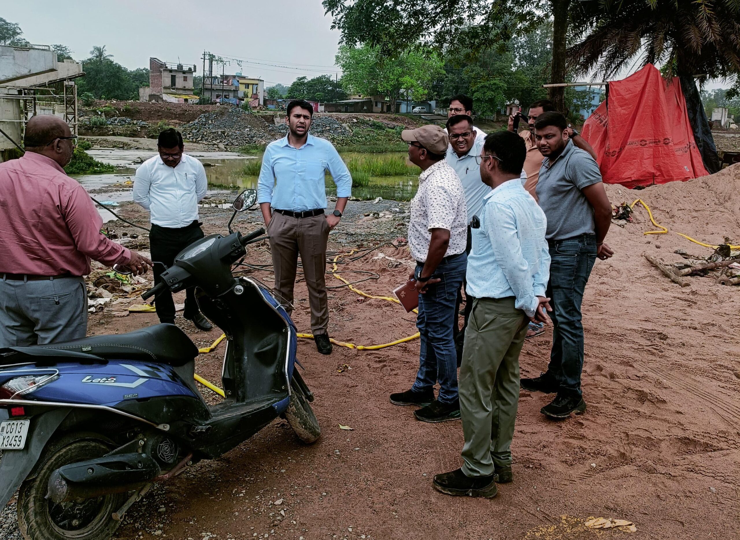 केलो नदी किनारे विकसित होगा नया फोरलेन कॉरिडोर, कलेक्टर ने किया स्थल निरीक्षण, उर्दना चौक से संबलपुर एनएच तक बेहतर कनेक्टिविटी के लिए बनेगा नया मार्ग