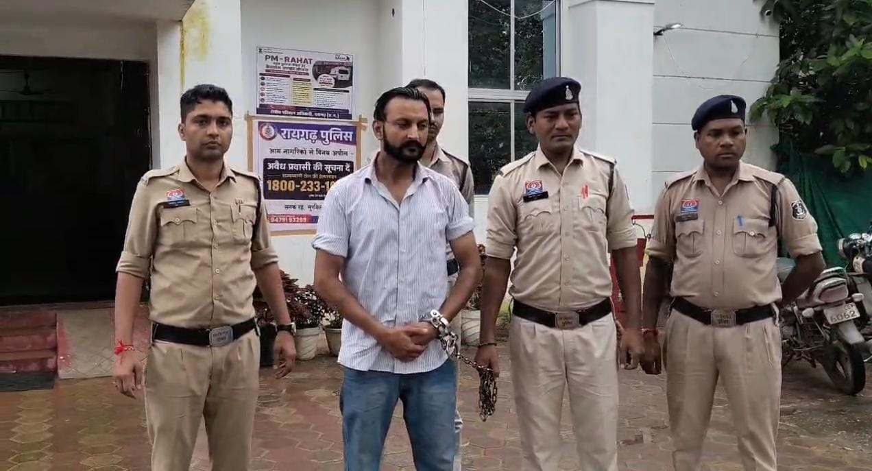समझाइश के अगले ही दिन बदमाशों पर चला पुलिस का डंडा, 6 को भेजा जेल, गुंडागर्दी बर्दाश्त नहीं—पुरानी रंजिश में युवक पर चाकू-डंडे से हमला करने वाले 6 गिरफ्तार