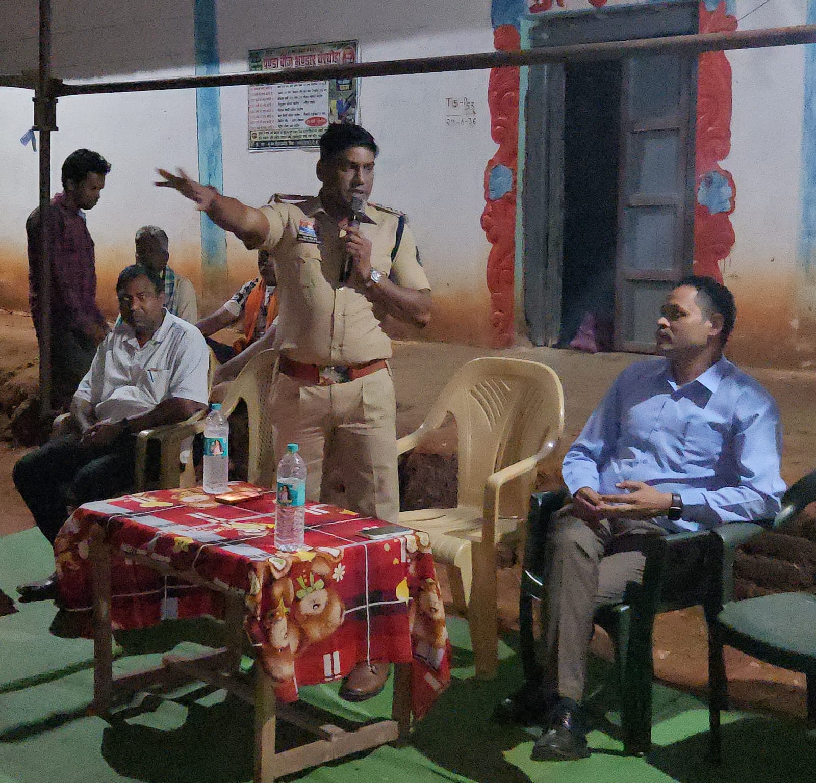 ऑपरेशन आघात का असर, ग्राम चारमार में ग्रामीणों ने उठाई नशामुक्ति की आवाज, गांव को नशे से दूर रखने लिया संकल्प