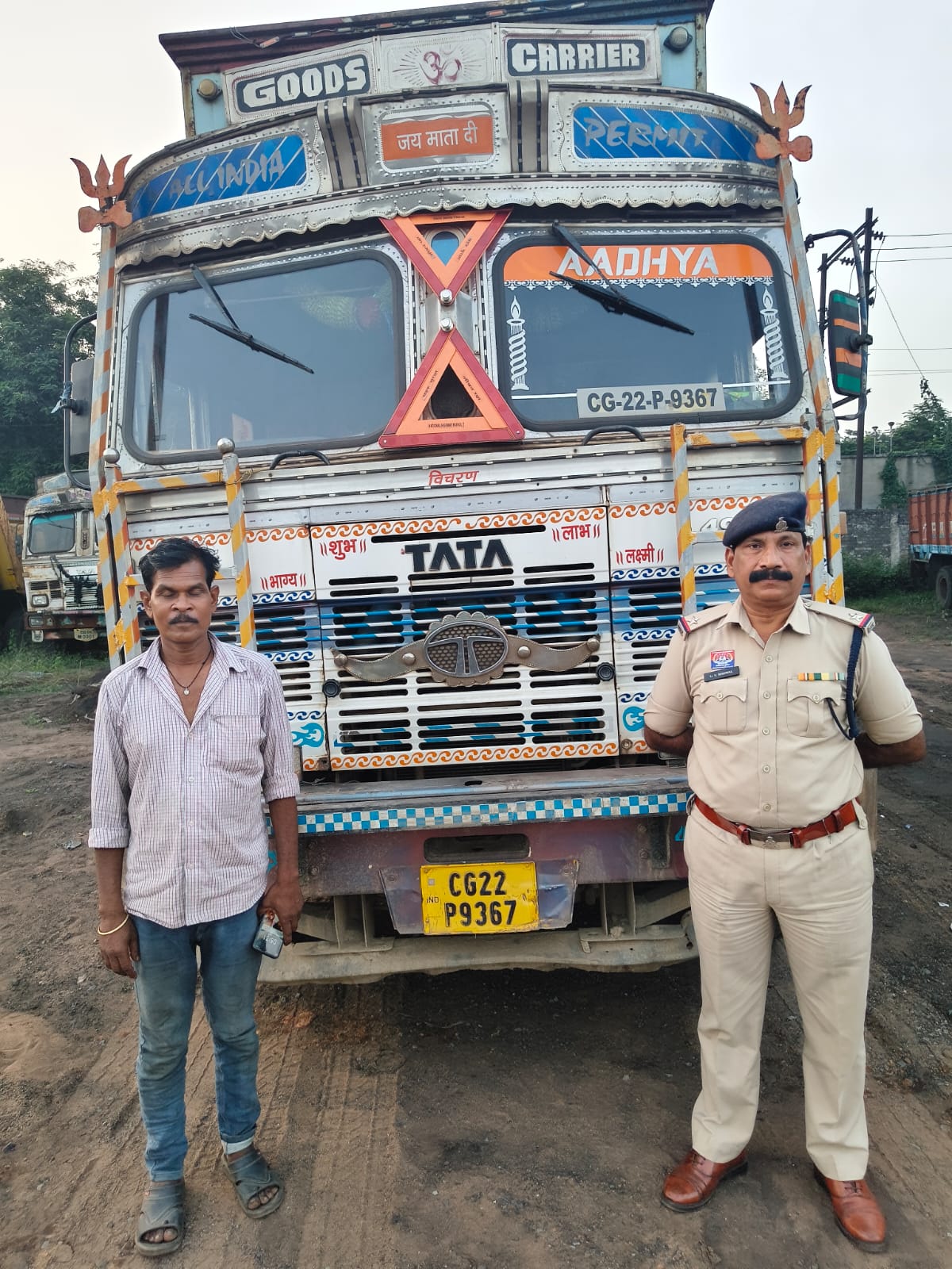 जीएसटी जांच में संदिग्ध मिला 32.5 टन स्क्रैप, पूंजीपथरा पुलिस ने ट्रक सहित ₹26.50 लाख का माल किया जप्त